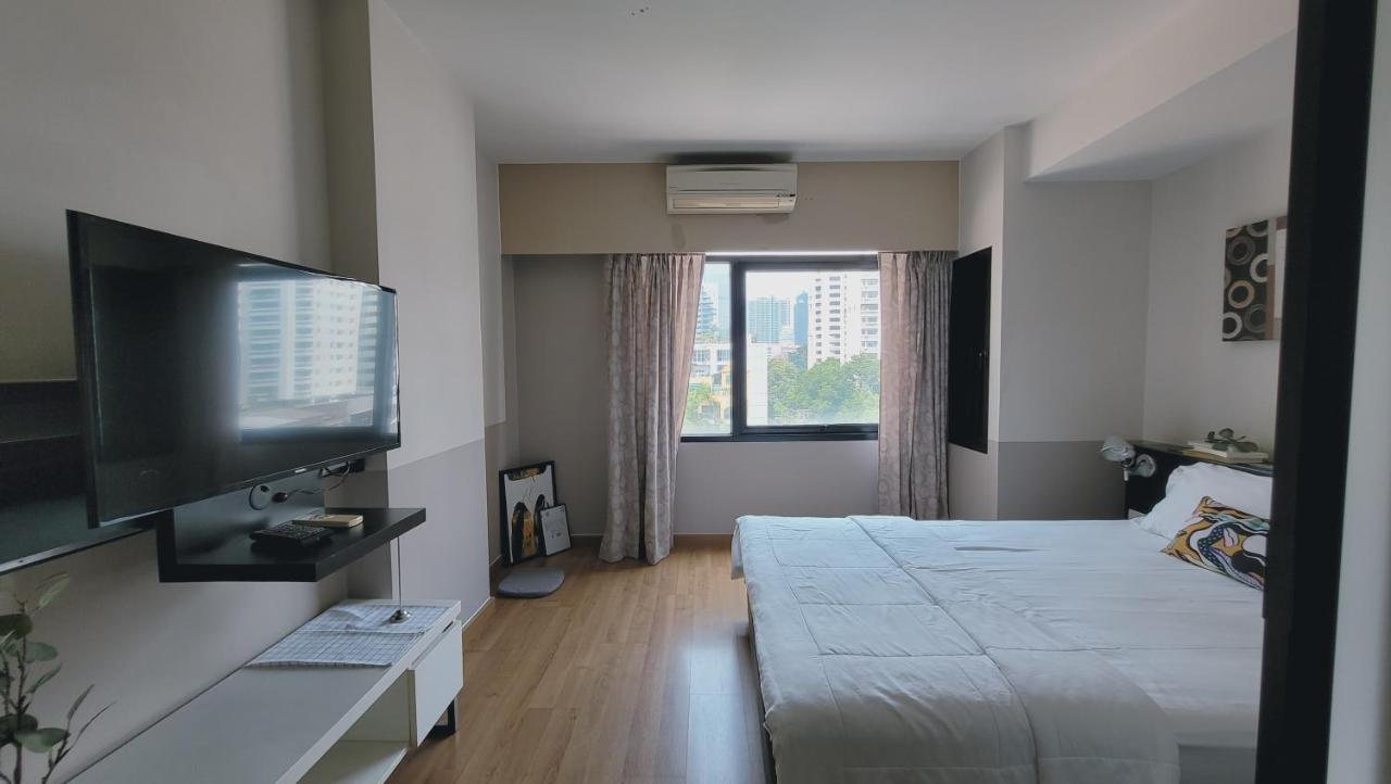 Twenty Three Residence Bangkok Buitenkant foto